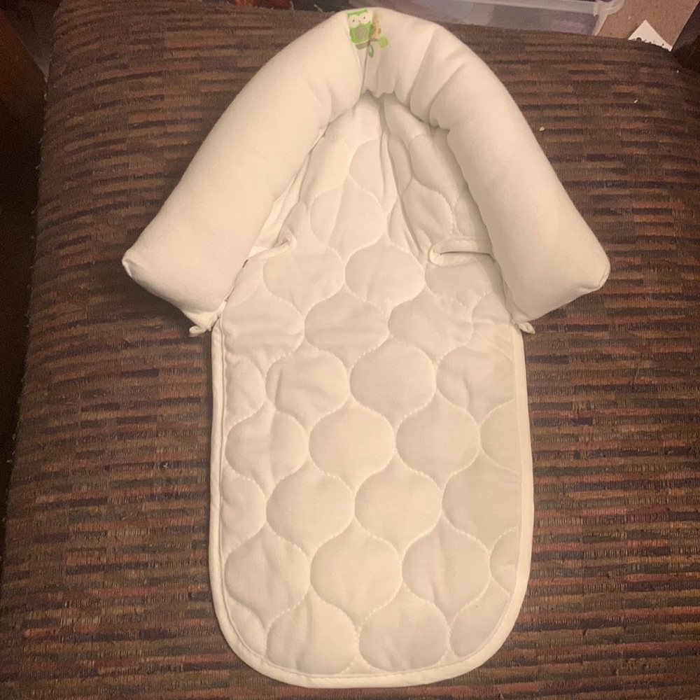 Goldbug infant head support car seat liner